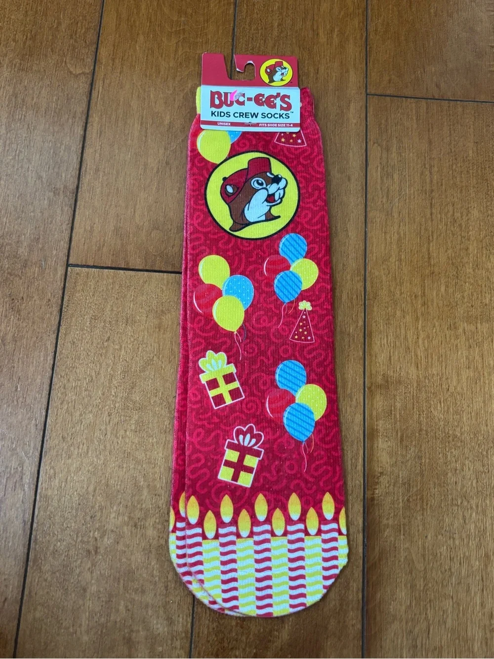 Buc-ees Kids Red Birthday Crew Socks Unisex Size 11-4 New